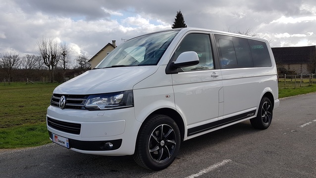 VOLKSWAGEN T5 MULTIVAN 2.0 TDI 140 DSG – EDITION 25
