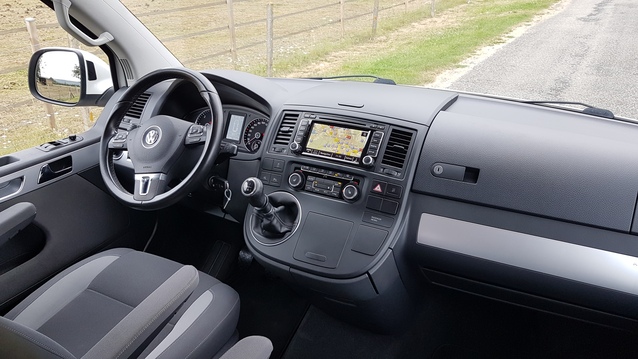 VOLKSWAGEN T5 MULTIVAN 2.0 TDI 140 EDITION 25