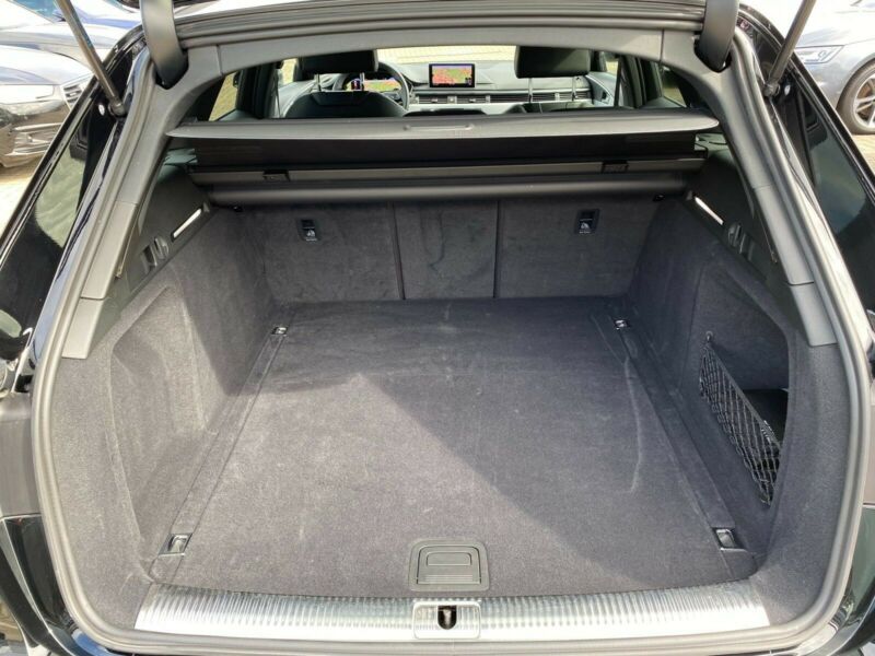 AUDI A4 AVANT 2.0 TDI 150 S-LINE / S-TRONIC