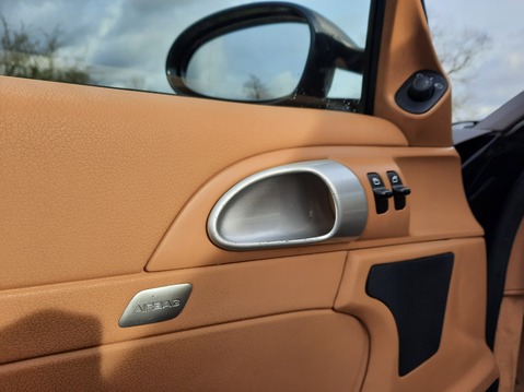 PORSCHE CAYMAN S – 295 ch