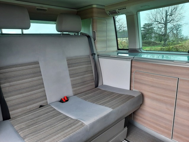 Volkswagen T5 California Comfortline 2.0 TDI 140 ch