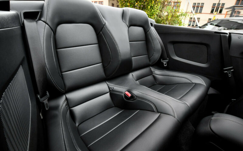 FORD MUSTANG CABRIO 2.3 ECOBOOST
