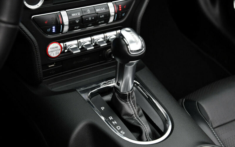 FORD MUSTANG CABRIO 2.3 ECOBOOST