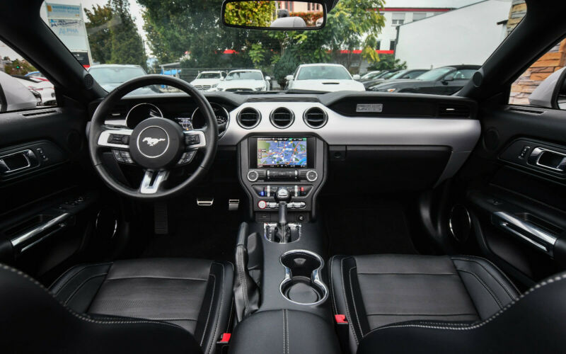 FORD MUSTANG CABRIO 2.3 ECOBOOST
