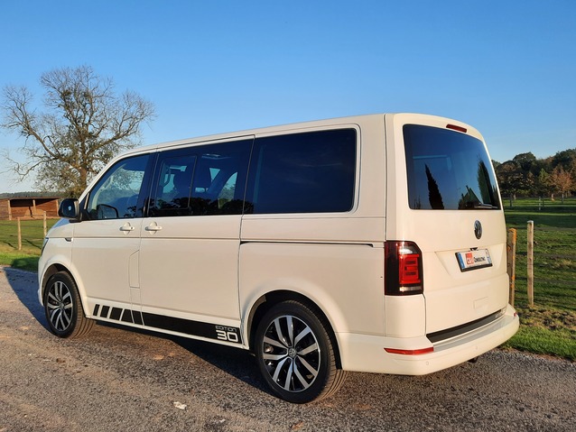 VW T6 MULTIVAN EDITION 30 / 2.0 TDI 204 / DSG 4 MOTION