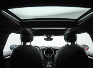MINI 3 portes – JOHN COOPER WORKS – Toit pano