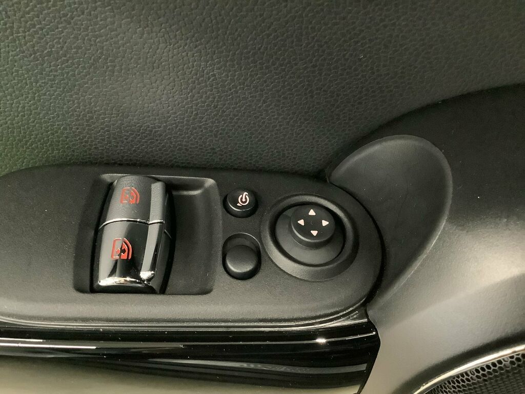 MINI 3 portes – COOPER S – Toit pano