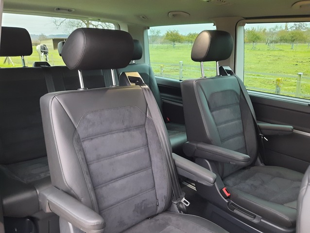 VOLKSWAGEN T6 MULTIVAN HIGHLINE  2.0 TDI 204 DSG