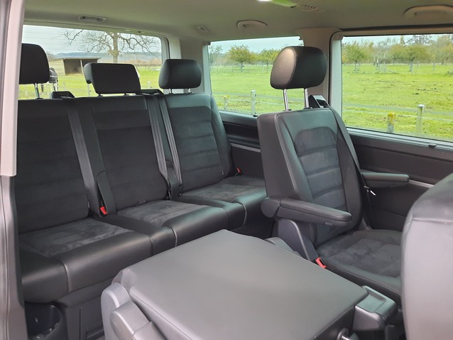 VOLKSWAGEN T6 MULTIVAN HIGHLINE  2.0 TDI 204 DSG