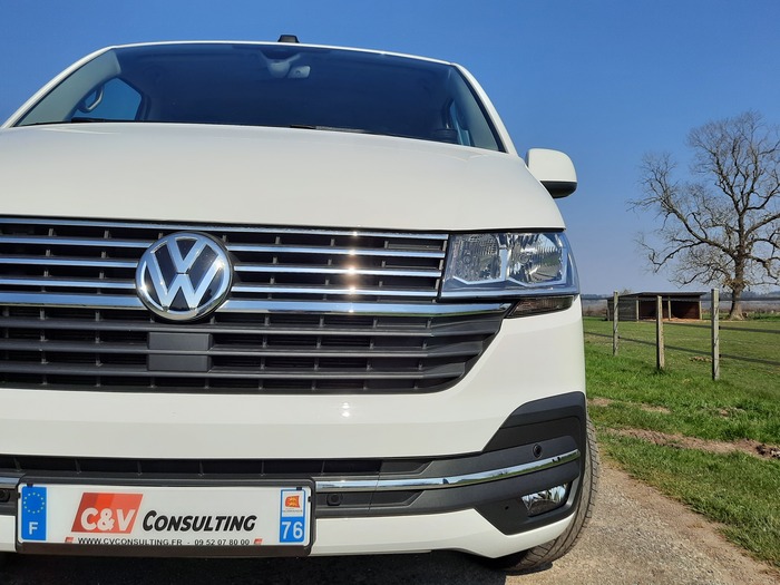 Volkswagen T6.1 Caravelle Comfortline – 2.0 TDI 150 CH DSG7 – 9 places assises