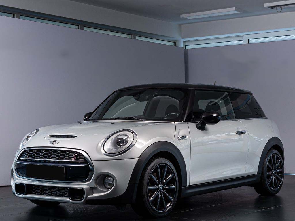 Mini Cooper S – Toit pano – Harman Kardon – 1ère main