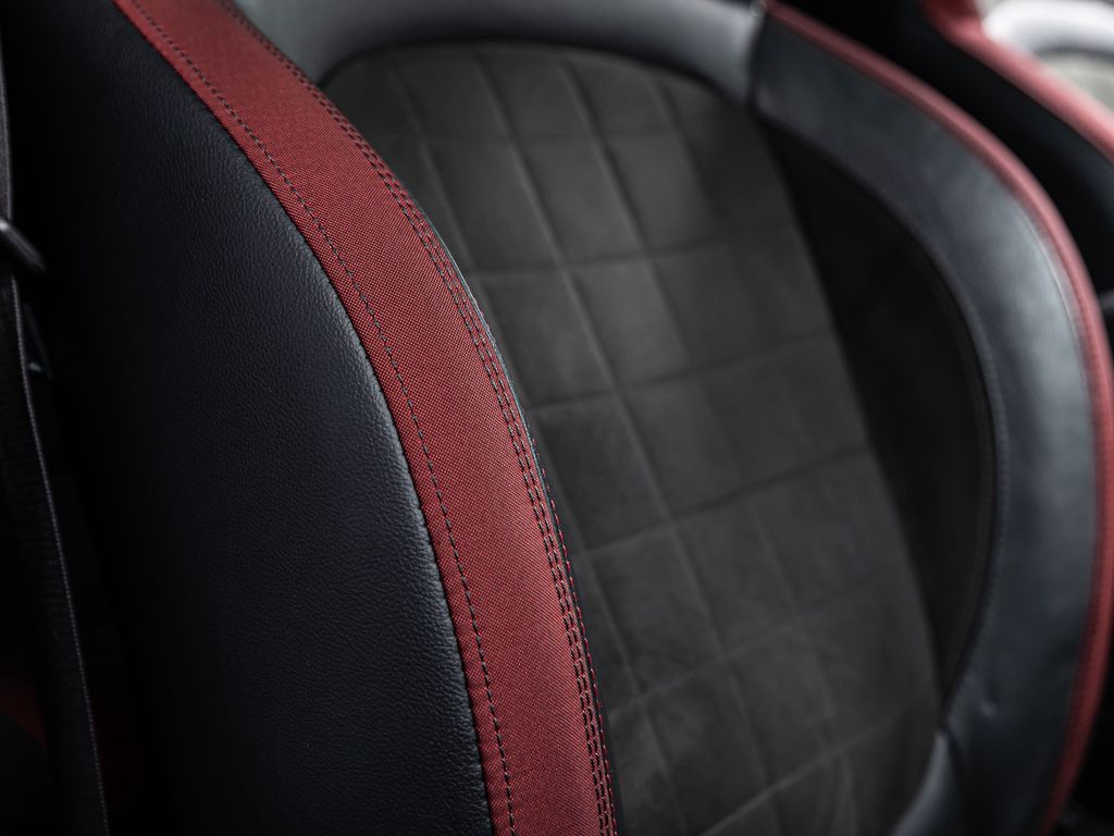 Mini Cooper S – Toit pano – Harman Kardon – 1ère main