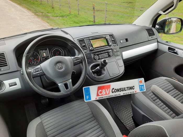 Volkswagen T5 Multivan Cup – 2.0 TDI 140 BVM6 – 7 places assises