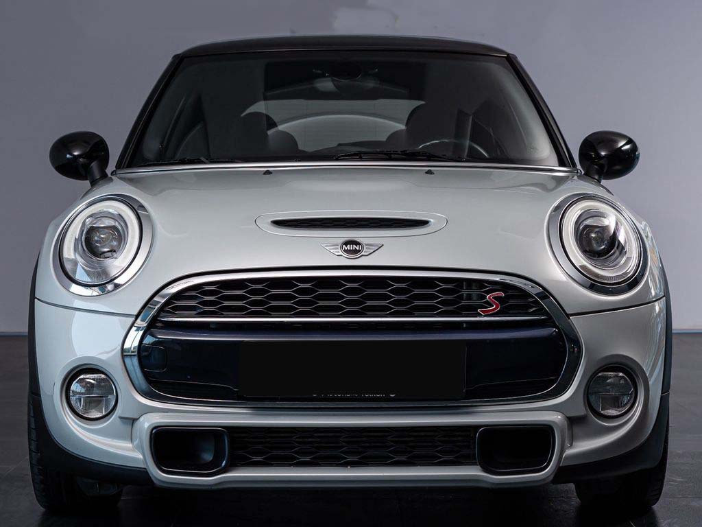 Mini Cooper S – Toit pano – Harman Kardon – 1ère main