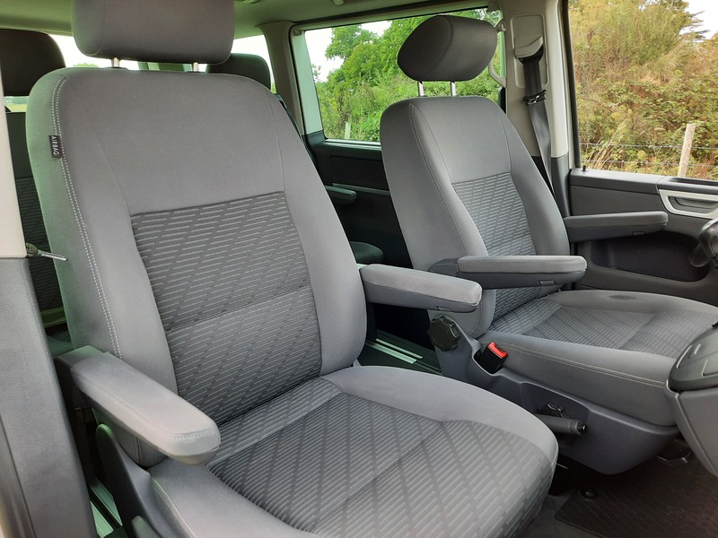 Volkswagen – T5 Multivan Comfortline – 2.0 TDI 140