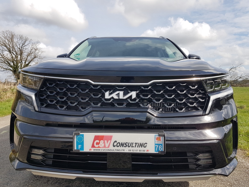 Kia _ Sorento _ Spirit Drive HEV
