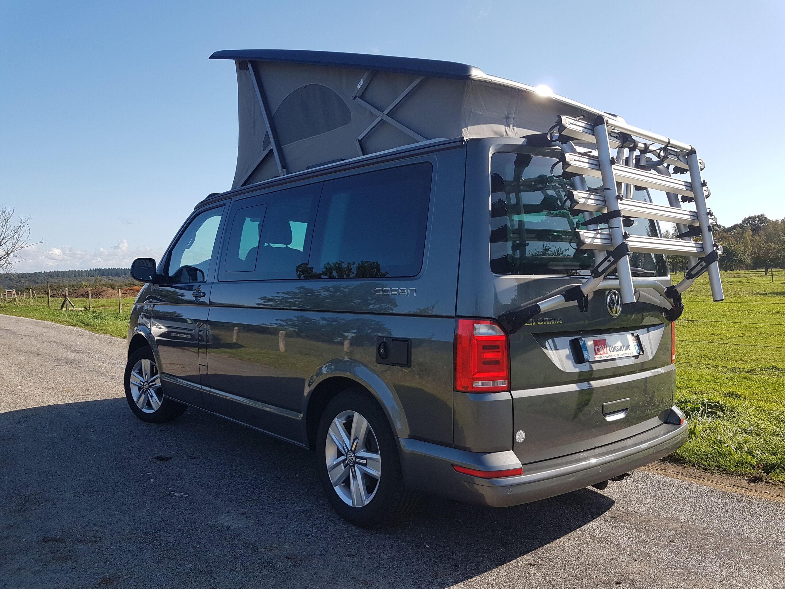 Volkswagen _ T6 California Ocean Edition _ 2.0 TDI 150 ch DSG7 4 Motion