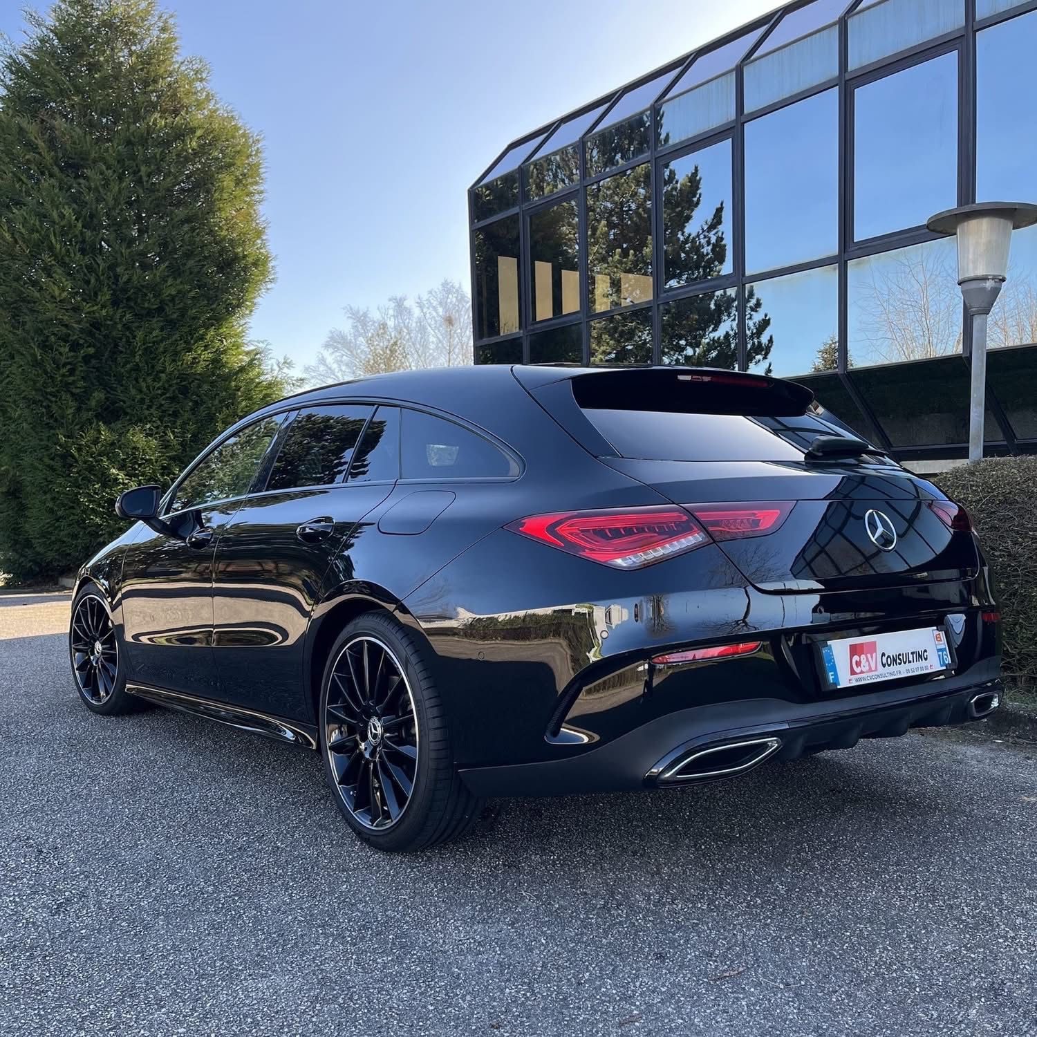 Mercedes Benz – CLA 200 – Shooting Brake – AMG Line