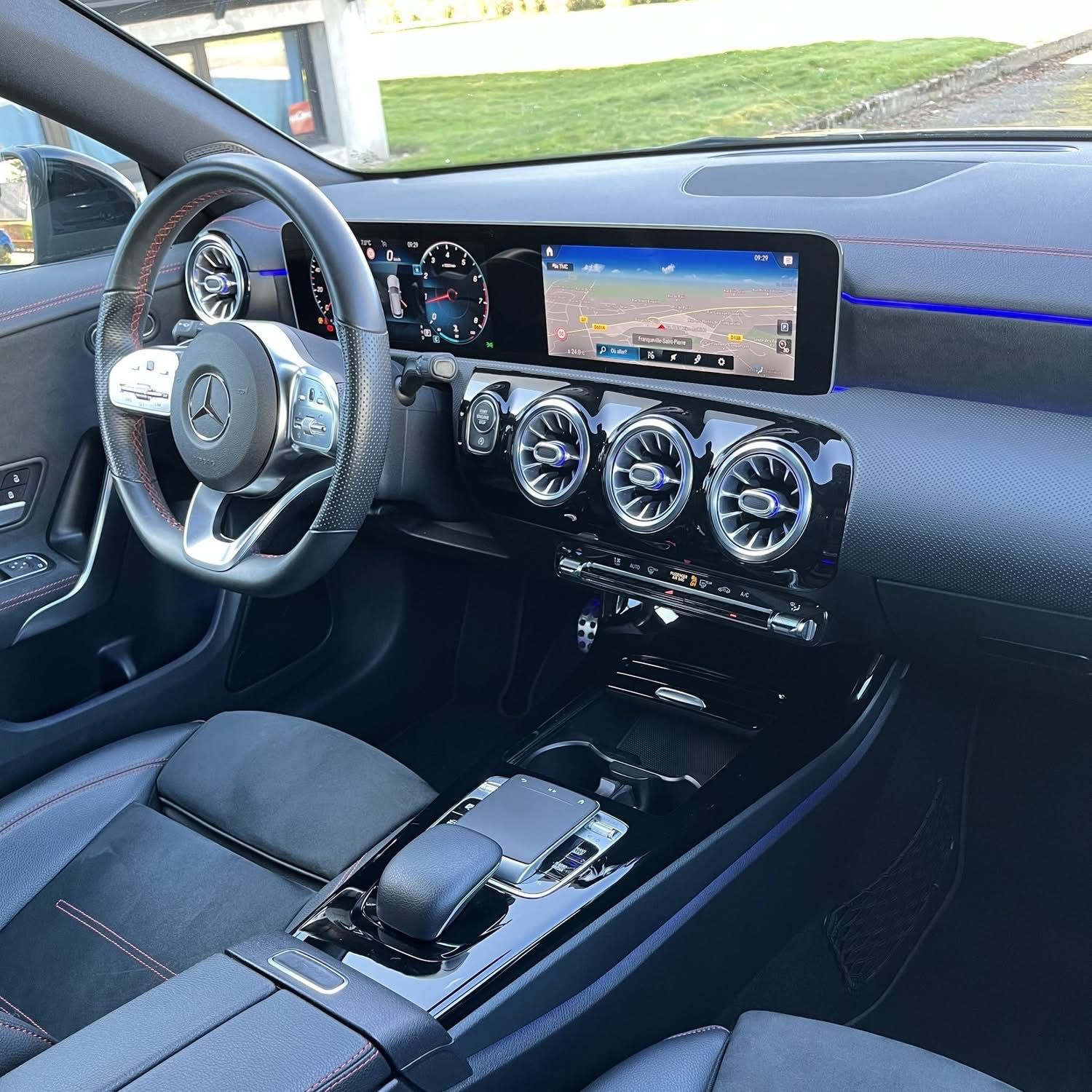 Mercedes Benz – CLA 200 – Shooting Brake – AMG Line