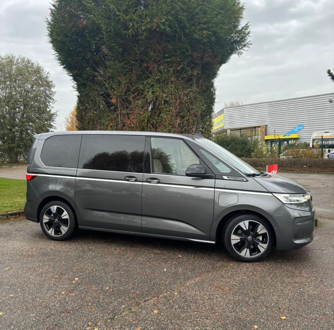 Volkswagen – T7 Multivan Court – Style – 1.4 eHybrid 218 ch