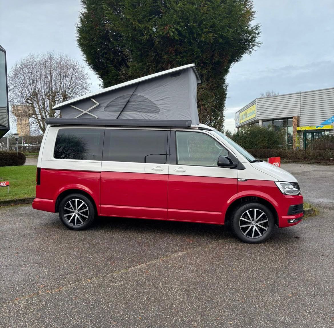 Volkswagen T6 California Beach Edition