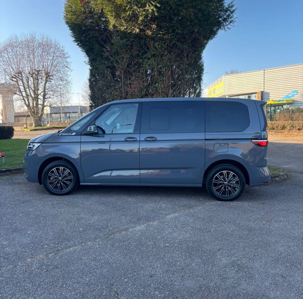 Volkswagen T7 Multivan Business 4 Motion