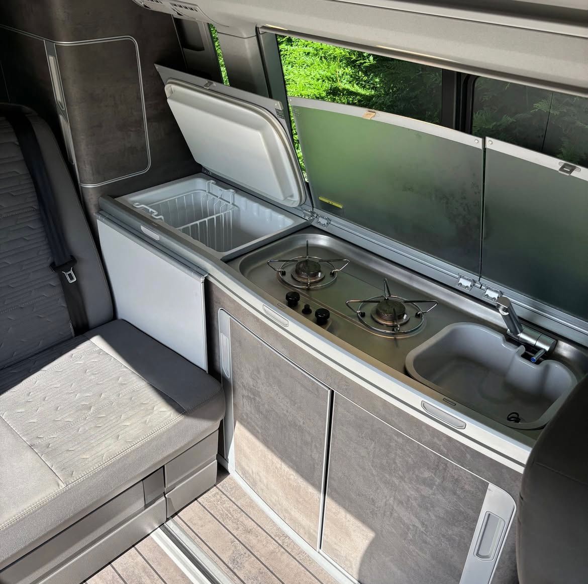 Volkswagen T6.1 California Ocean Edition