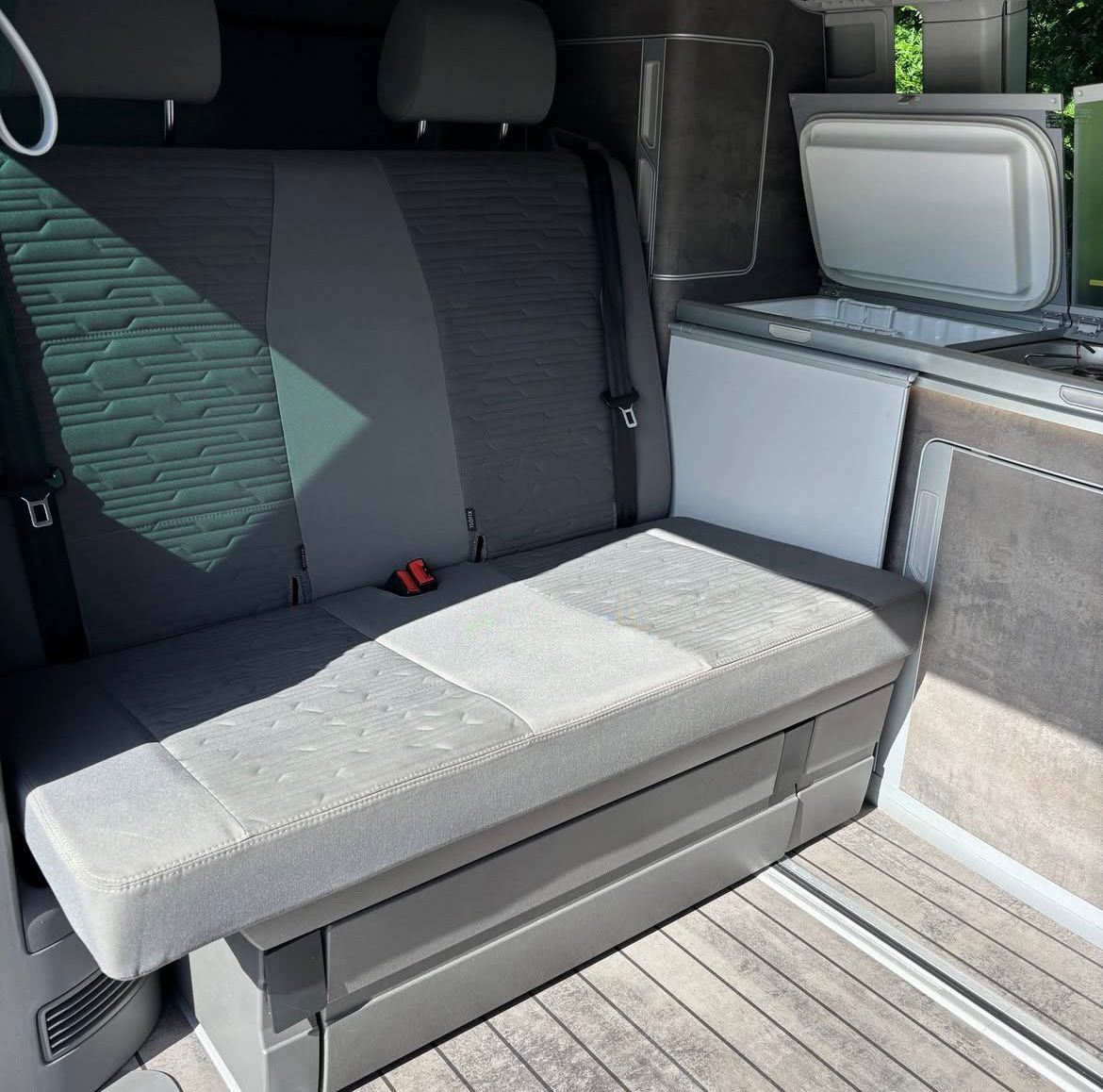 Volkswagen T6.1 California Ocean Edition