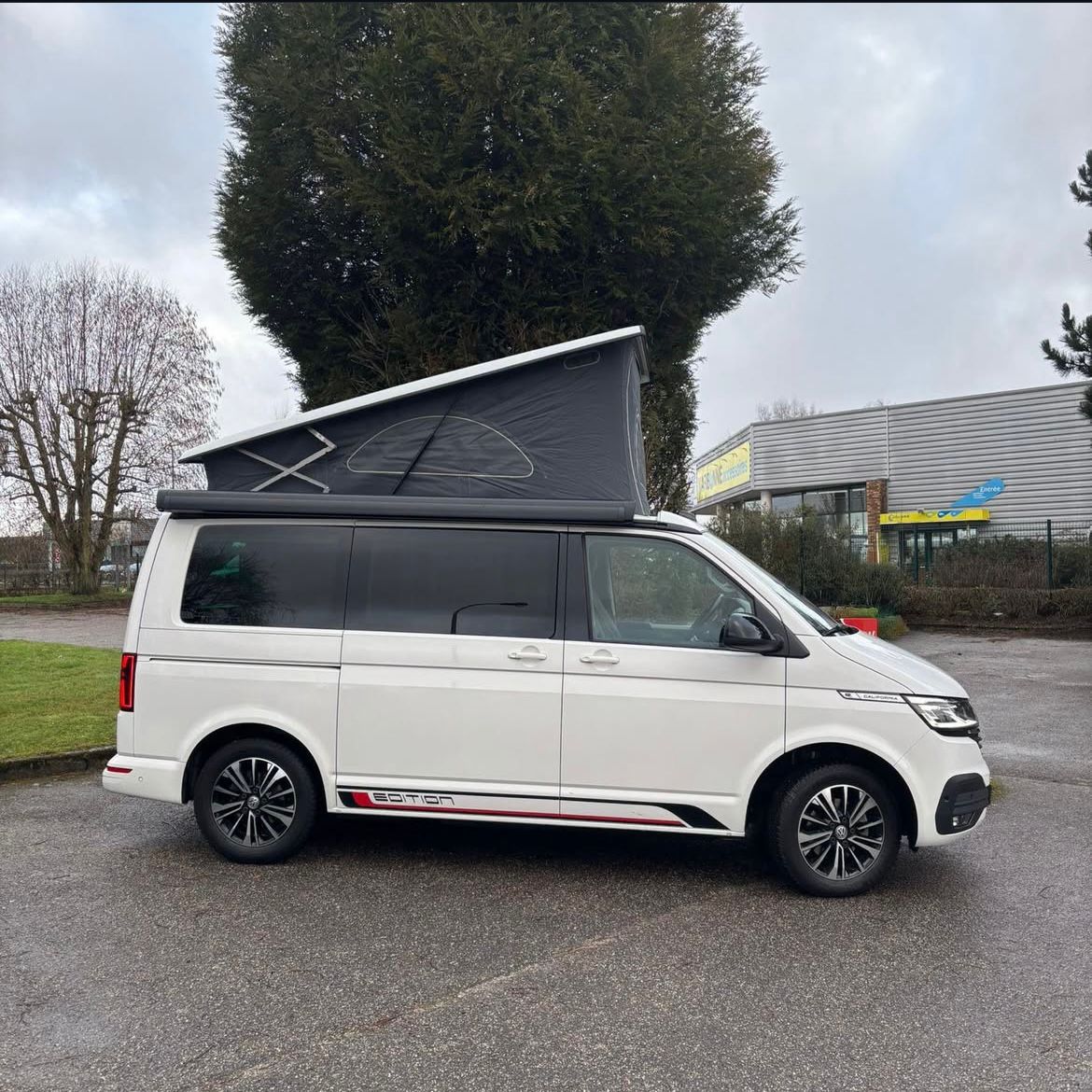 Volkswagen T6.1 California Beach Camper Edition