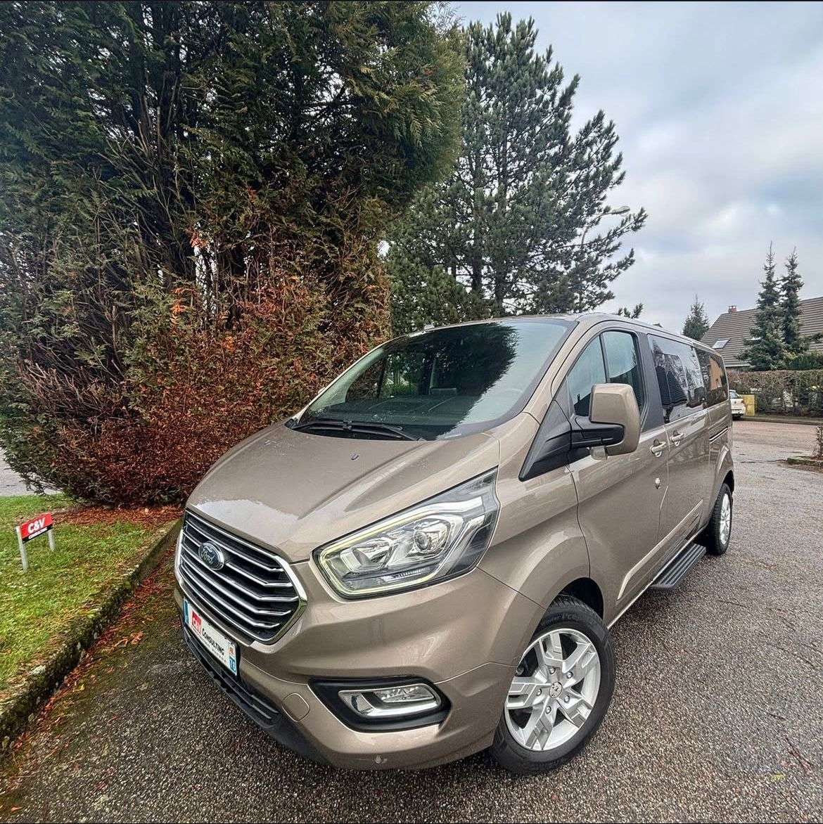 Ford Tourneo Custom 320 L2H1 Titanium