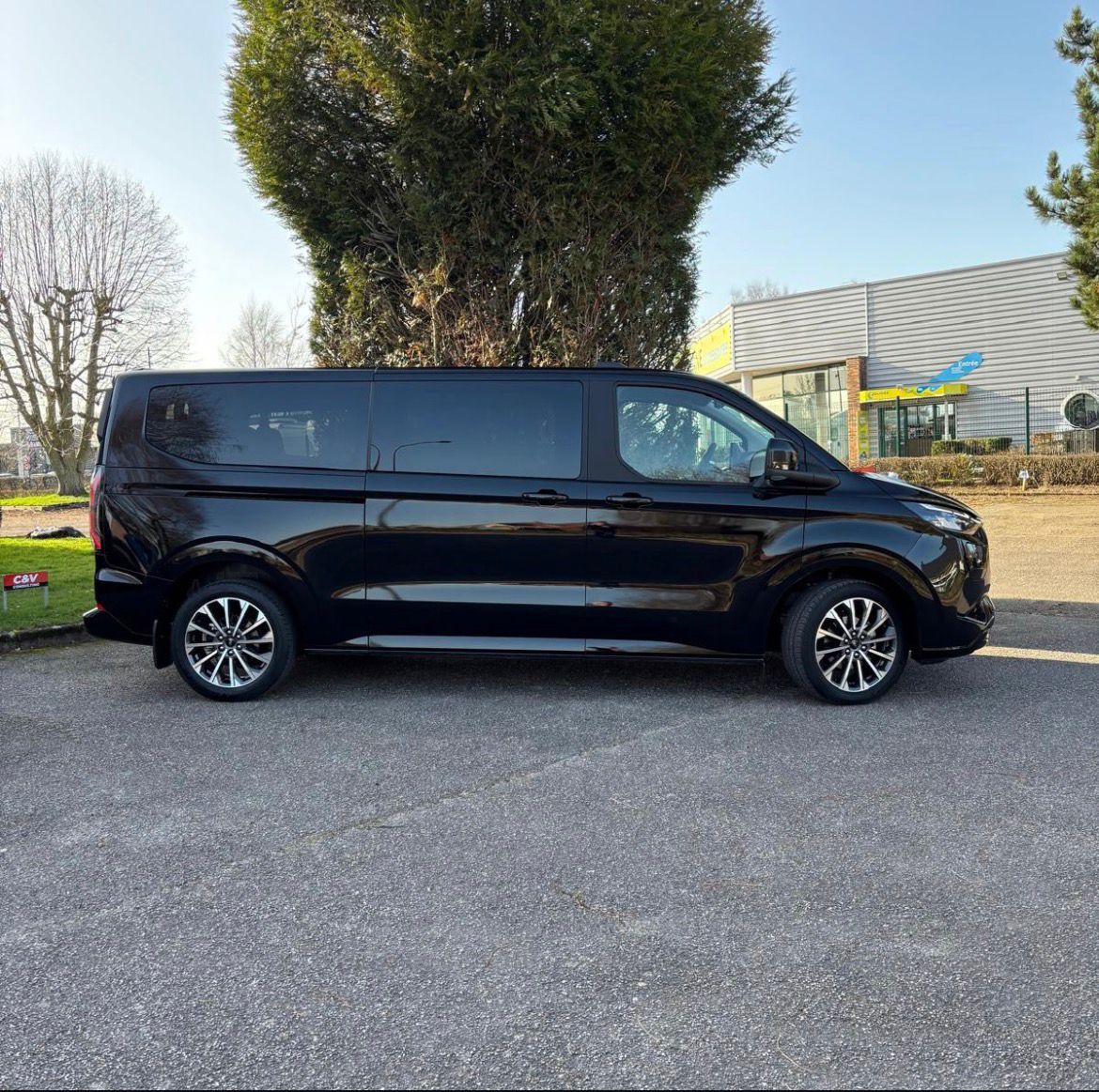 Ford Tourneo Custom 340 L2H1 Titanium X