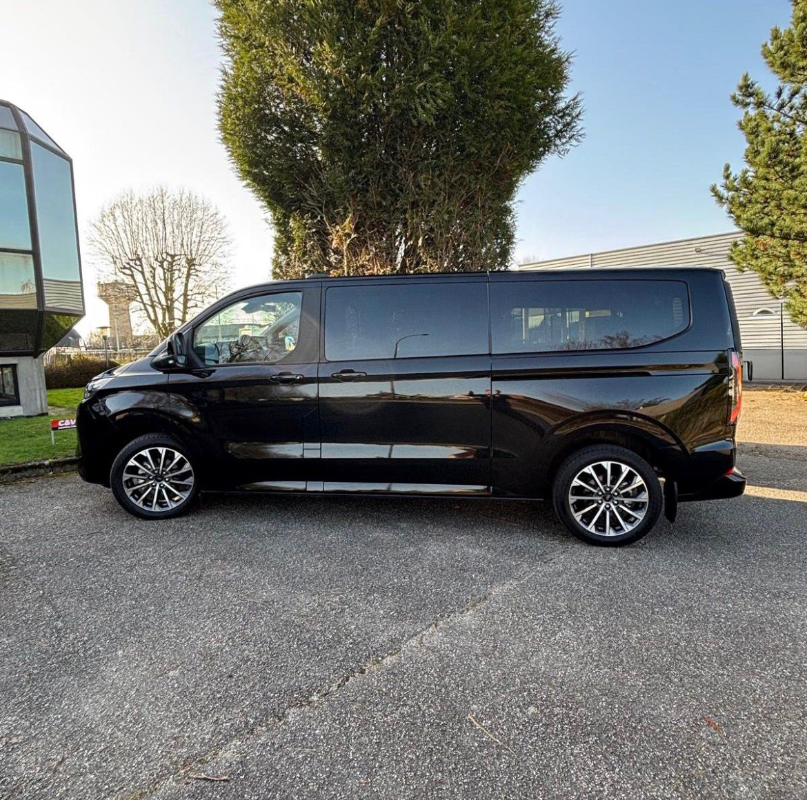 Ford Tourneo Custom 340 L2H1 Titanium X