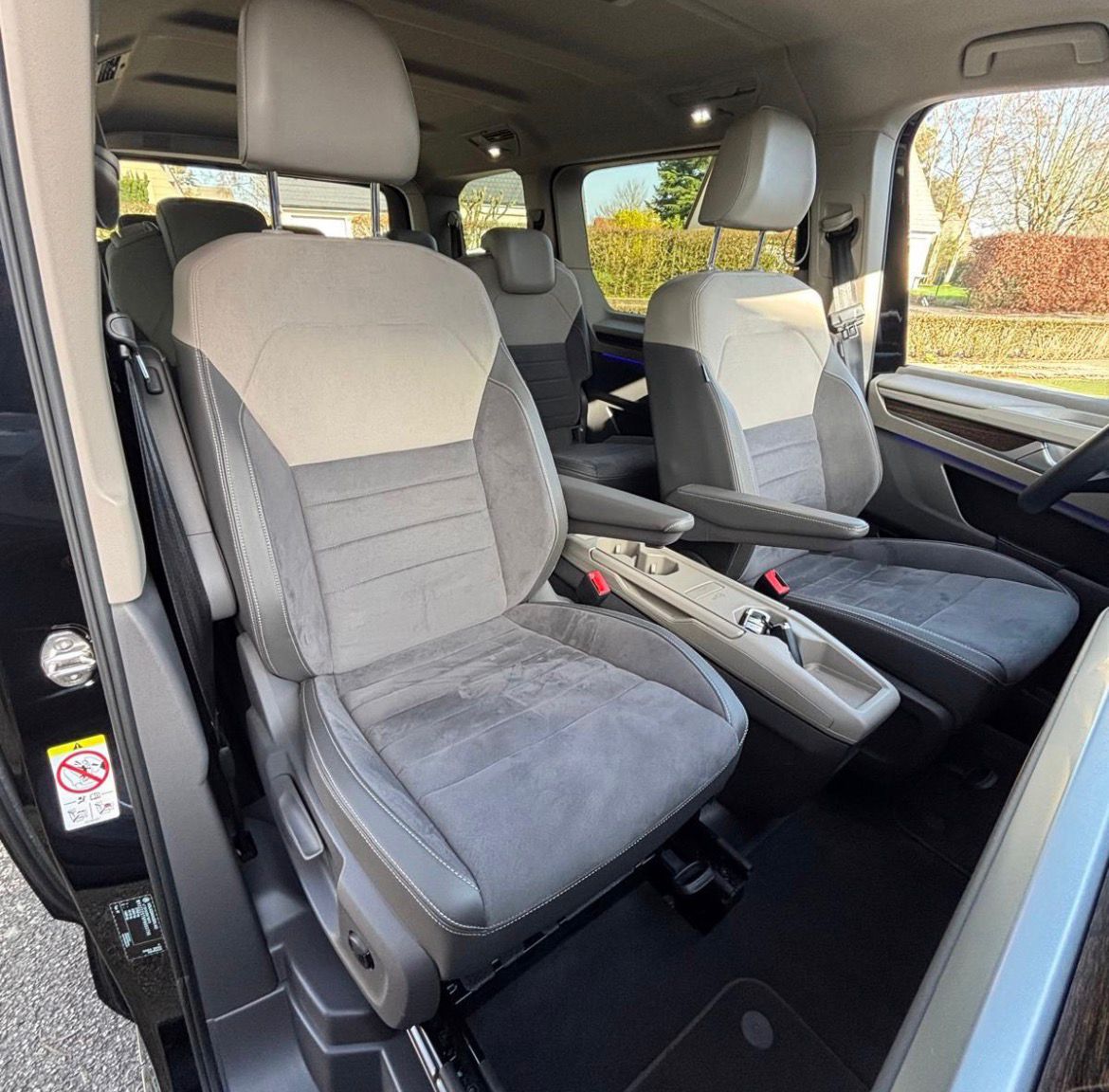 Volkswagen T7 Multivan Style