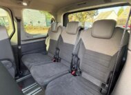 Volkswagen T7 Multivan Style