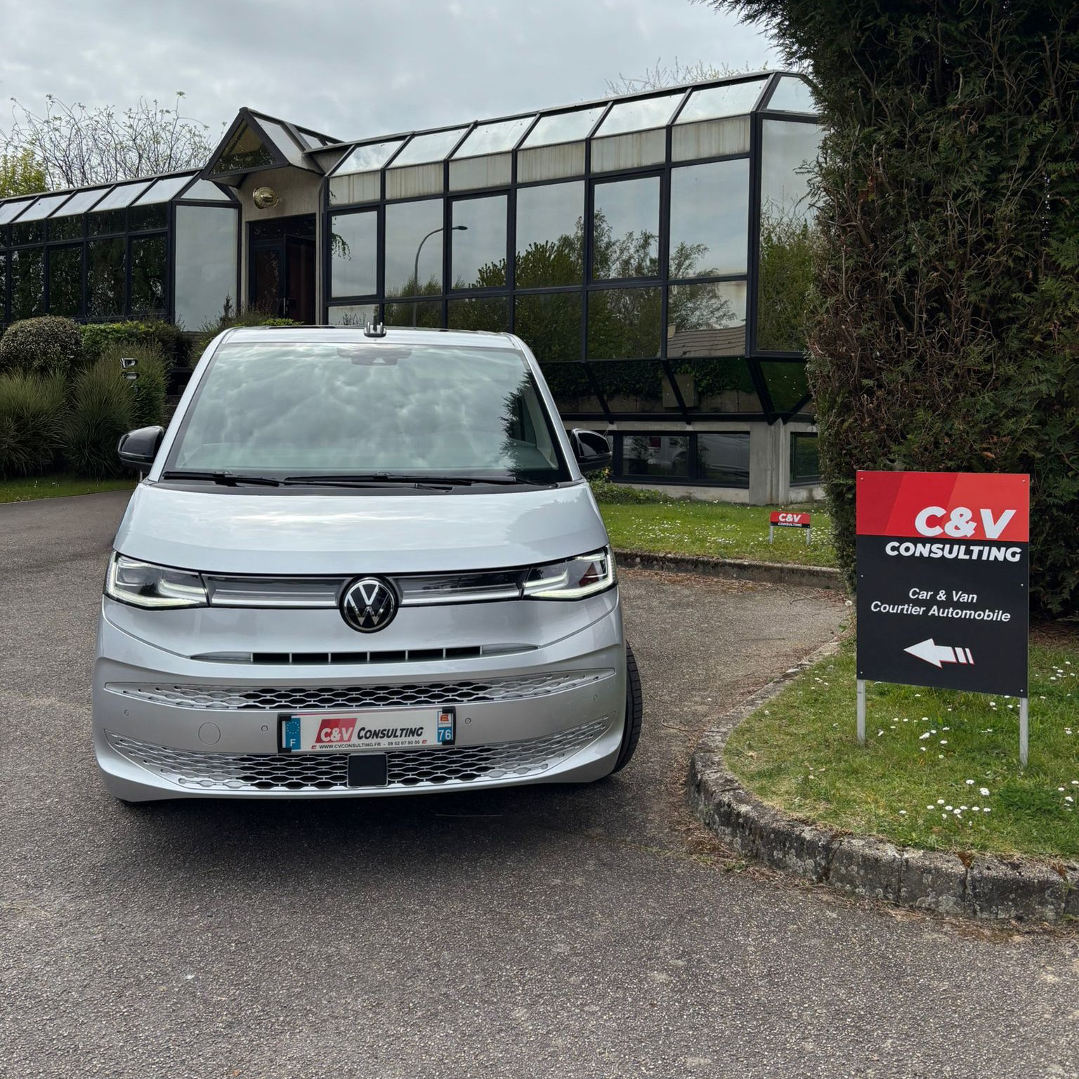 Volkswagen T7 Multivan Style