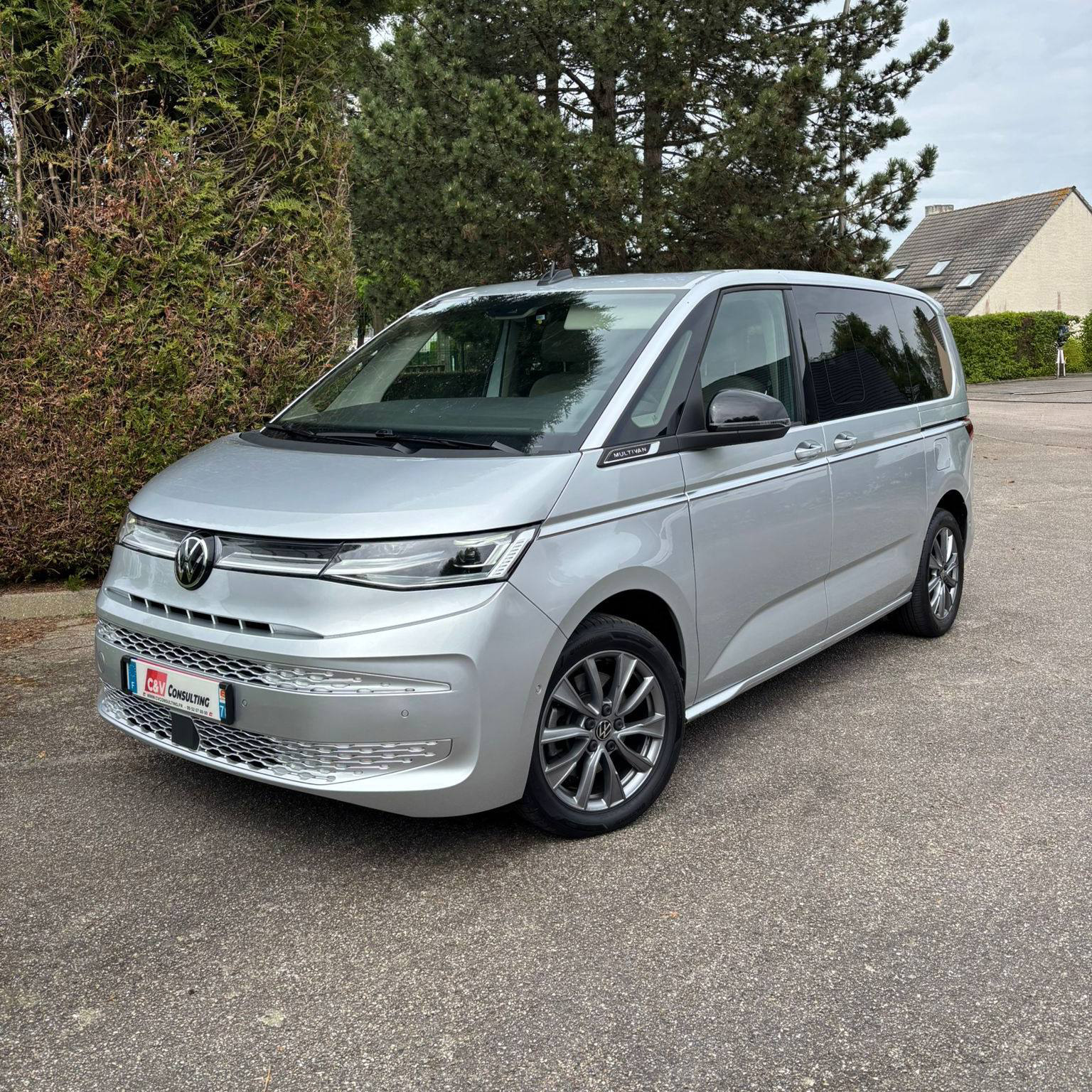 Volkswagen T7 Multivan Style