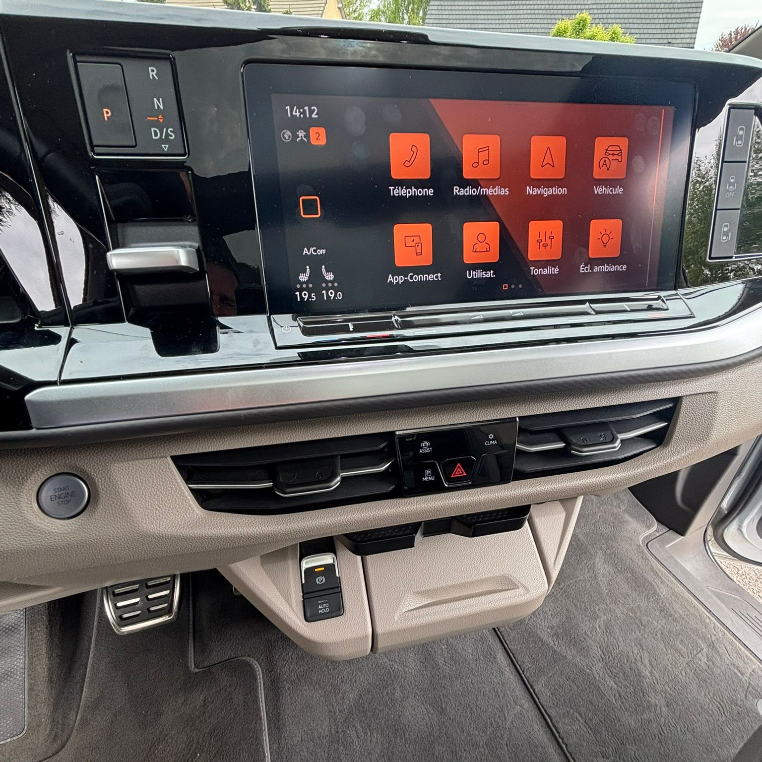 Volkswagen T7 Multivan Style