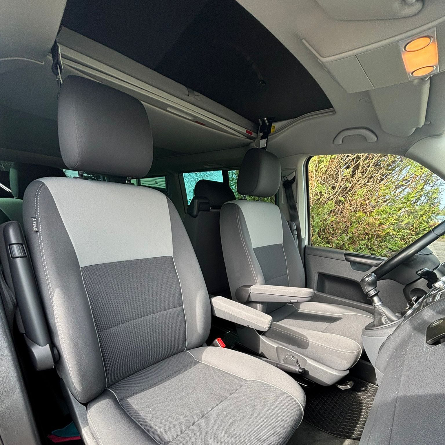 Volkswagen – T5 California – Beach Edition