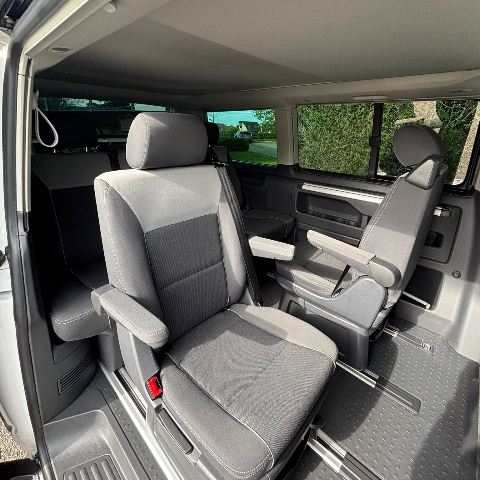 Volkswagen – T5 California – Beach Edition