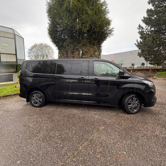 Ford Tourneo Custom L2H1 Titanium X