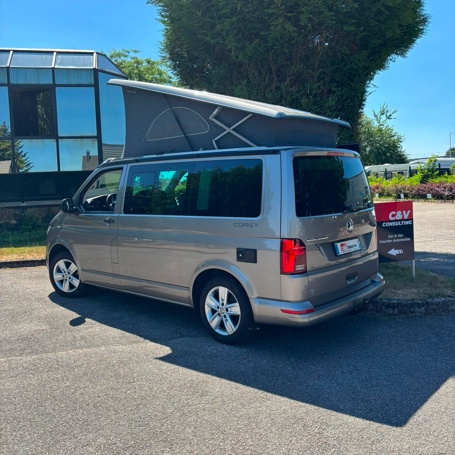 Volkswagen – T6.1 California Coast